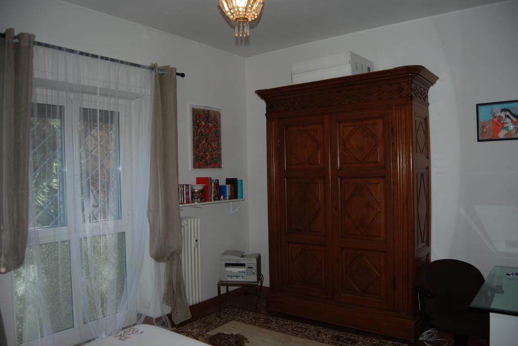 La Badia Del Cavaliere Bed & Breakfast Rome Ruang foto