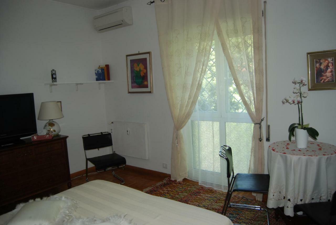 La Badia Del Cavaliere Bed & Breakfast Rome Bagian luar foto